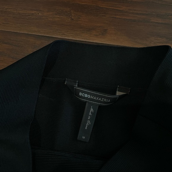 BCBGMaxAzria Black Bandge Mini Skirt - Picture 3 of 3